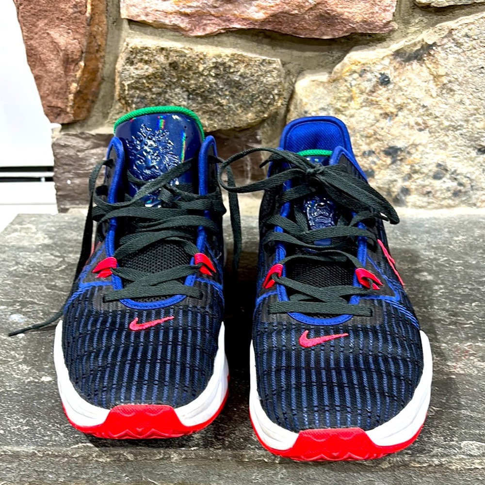 Nike witness men sneaker size 13